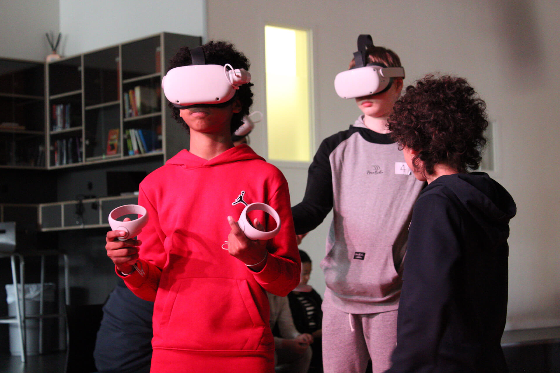 VR Virtual Reality 2 jongens.jpeg